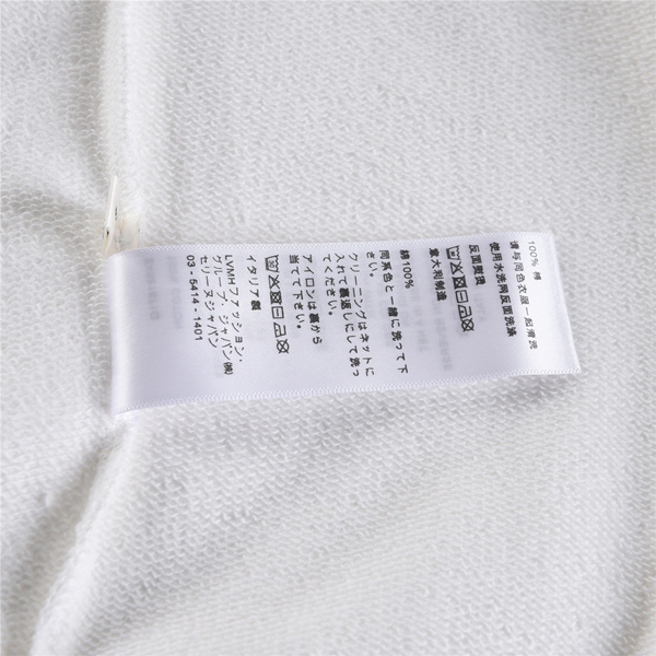 ブランドパーカー着用イメージ